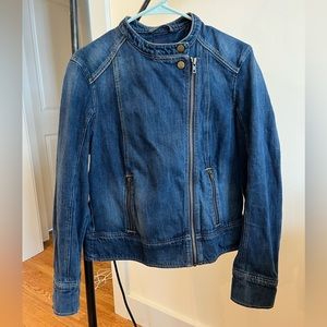 Gap Jean jacket. Moto style. Size large. In excellent condition.